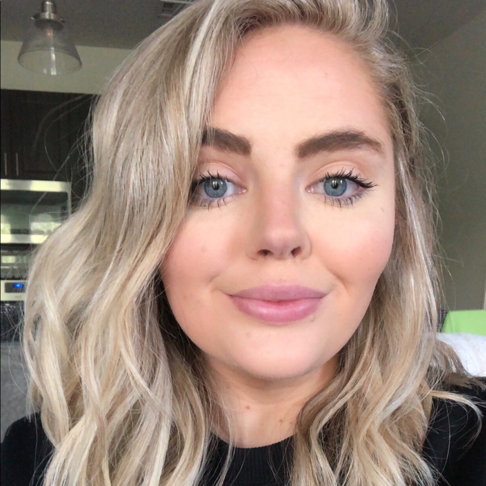 Meet your Posher, Maddie